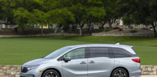 EE.UU. Honda debe retirar miles de su popular minivan Odyssey